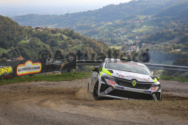 Rally Città di Bassano 2025
Bassano del Grappa VI 10 11 Ottobre 2025
Trofeo Italiano Rally e Coppa Rally di Zona 4 Rally Città di Bassano 2025
Bassano del Grappa VI 10 11 Ottobre 2025
Trofeo Italiano Rally e Coppa Rally di Zona 4