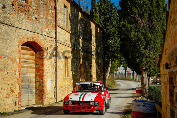 Rally Storico del Brunello 2025
Buonconvento Montalcino SI 28 29 Novembre 2025
Campionato Italiano Rally Terra Auto Storiche Rally Storico del Brunello 2025
Buonconvento Montalcino SI 28 29 Novembre 2025
Campionato Italiano Rally Terra Auto Storiche