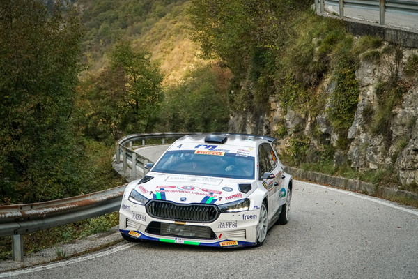 Rally Città di Bassano 2025
Bassano del Grappa VI 10 11 Ottobre 2025
Trofeo Italiano Rally e Coppa Rally di Zona 4 Rally Città di Bassano 2025
Bassano del Grappa VI 10 11 Ottobre 2025
Trofeo Italiano Rally e Coppa Rally di Zona 4