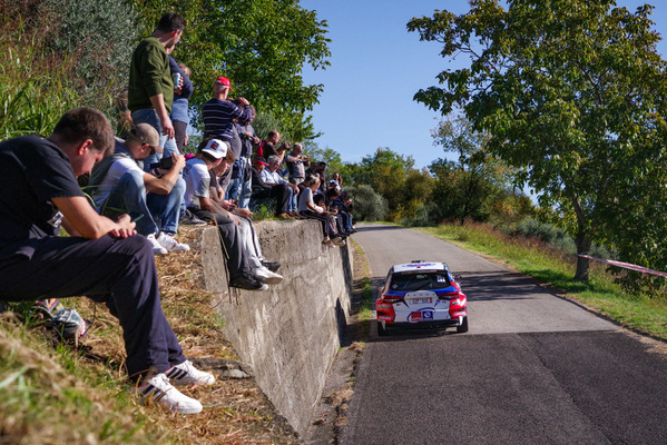 Rally Città di Bassano 2025
Bassano del Grappa VI 10 11 Ottobre 2025
Trofeo Italiano Rally e Coppa Rally di Zona 4 Rally Città di Bassano 2025
Bassano del Grappa VI 10 11 Ottobre 2025
Trofeo Italiano Rally e Coppa Rally di Zona 4