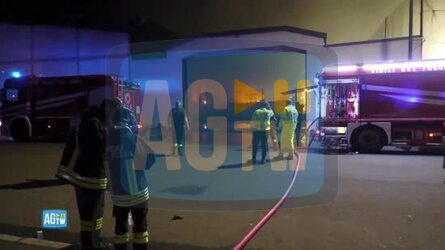 Milano incendio nel deposito BRT. Un dipendente &laquo;Non ho parole&raquo;. Il punto dell assessore