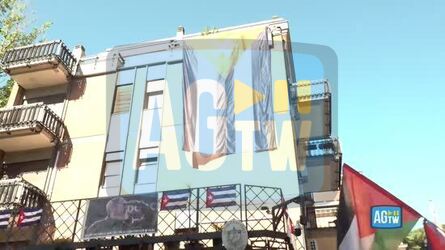 25 aprile corteo a Roma fa tappa davanti all ambasciata cubana