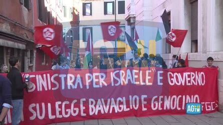 Fiano torna alla Ca Foscari dopo le contestazioni il presidio degli gli studenti in protesta