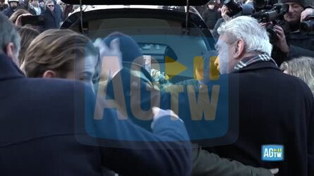 Crans Montana ai funerali di Barosi la famiglia canta Perdutamente di Achille Lauro