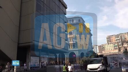 Genova petardi e vernice contro la sede di Confindustria