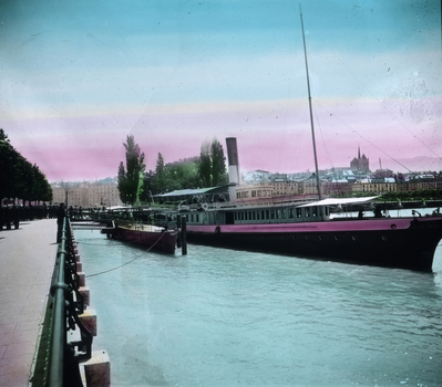UIG F 030326