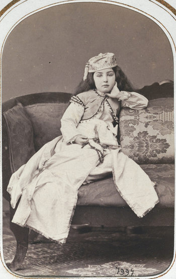 AVQ A 004399