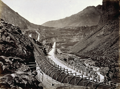 MFC F 000735 MFC F 000735