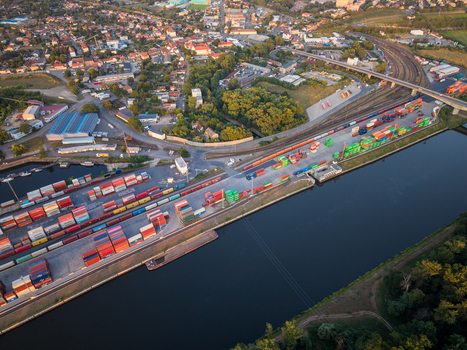 Melnik Czechia 03 August 2026 Aerial view of Terminal Ceske Pristavy a river port facility with shipping containers railway tracks and industrial infrastructure. Melnik Czechia 03 August 2026 Aerial view of Terminal Ceske Pristavy a river port facility with shipping containers railway tracks and industrial infrastructure.