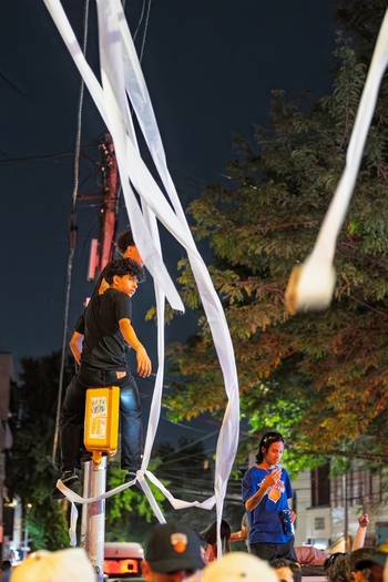 Williamsburg Brooklyn New York USA 14 June 2026 View of fans celebrating the New York Knicks NBA championship victory with streamers hanging from a street pole at night. Williamsburg Brooklyn New York USA 14 June 2026 View of fans celebrating the New York Knicks NBA championship victory with streamers hanging from a street pole at night.