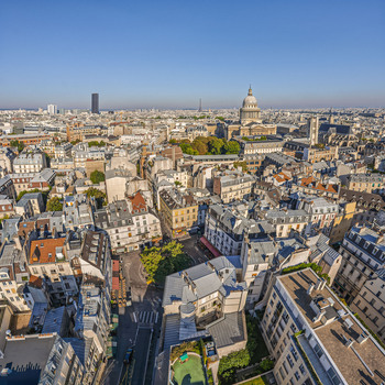 FRANCE. PARIS 75 5TH ARRONDISSEMENT. AERIAL VIEW OF THE MOUFFETARD NEIGHBOURHOOD. IN THE FOREGROUND ON THE LEFT THE PLACE DE LA CONTRESCARPE. IN THE BACKGROUND IN THE CENTRE THE PANTHEON
