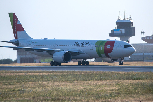Lisboa Portugal 10 May 2026 View of a TAP Air Portugal Airbus A330neo aircraft taxiing on the runway at Humberto Delgado Airport with the control tower in the background. Lisboa Portugal 10 May 2026 View of a TAP Air Portugal Airbus A330neo aircraft taxiing on the runway at Humberto Delgado Airport with the control tower in the background.