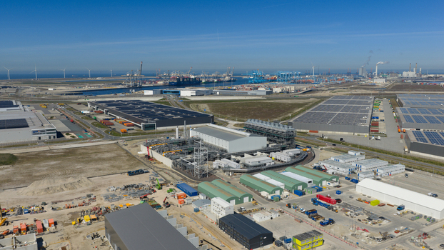 Maasvlakte Rotterdam Netherlands 25 April 2026 Drone view of Shell s Holland Hydrogen 1 at Maasvlakte showing Europe s major green hydrogen plant hydrogen network connection and industrial energy transition in Rotterdam. Maasvlakte Rotterdam Netherlands 25 April 2026 Drone view of Shell s Holland Hydrogen 1 at Maasvlakte showing Europe s major green hydrogen plant hydrogen network connection and industrial energy transition in Rotterdam.