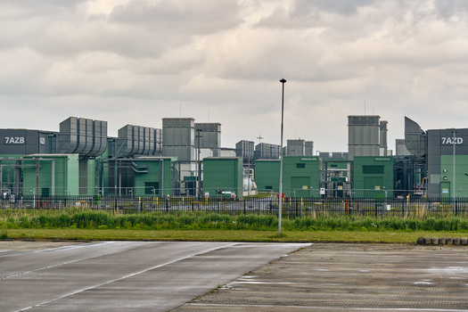 Middenmeer Netherlands 17 May 2026 View of the Microsoft Datacenter Western Europe at AMS Campus in Agriport with industrial cooling units and green fields under a cloudy sky. Middenmeer Netherlands 17 May 2026 View of the Microsoft Datacenter Western Europe at AMS Campus in Agriport with industrial cooling units and green fields under a cloudy sky.