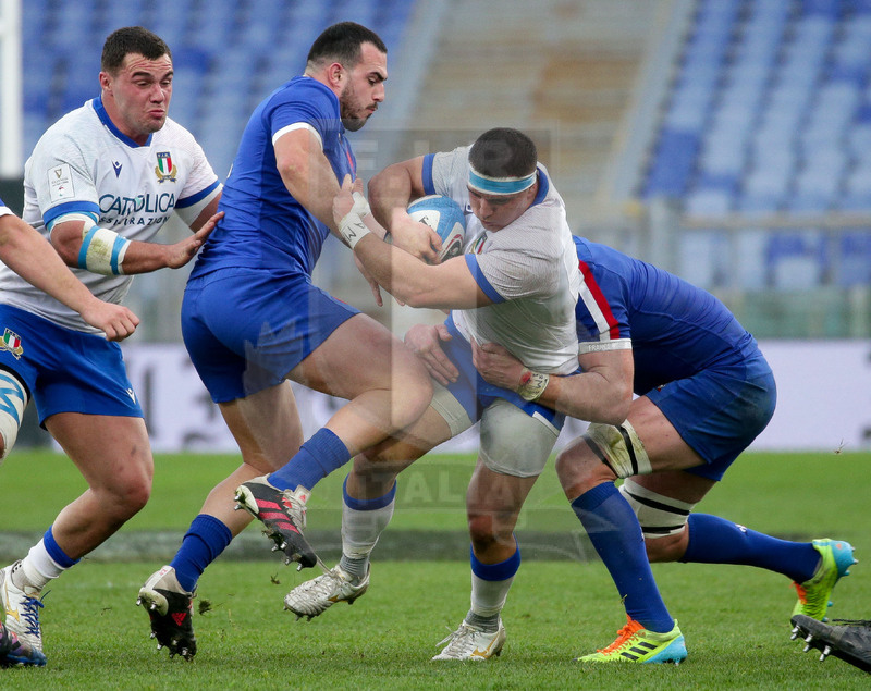 Guinness VI Nazioni 2021, Roma, Stadio Olimpico, 6/02/2021, Italia v Francia. Una carica di Danilo Fischetti. Foto Roberto Bregani/Fotosportit