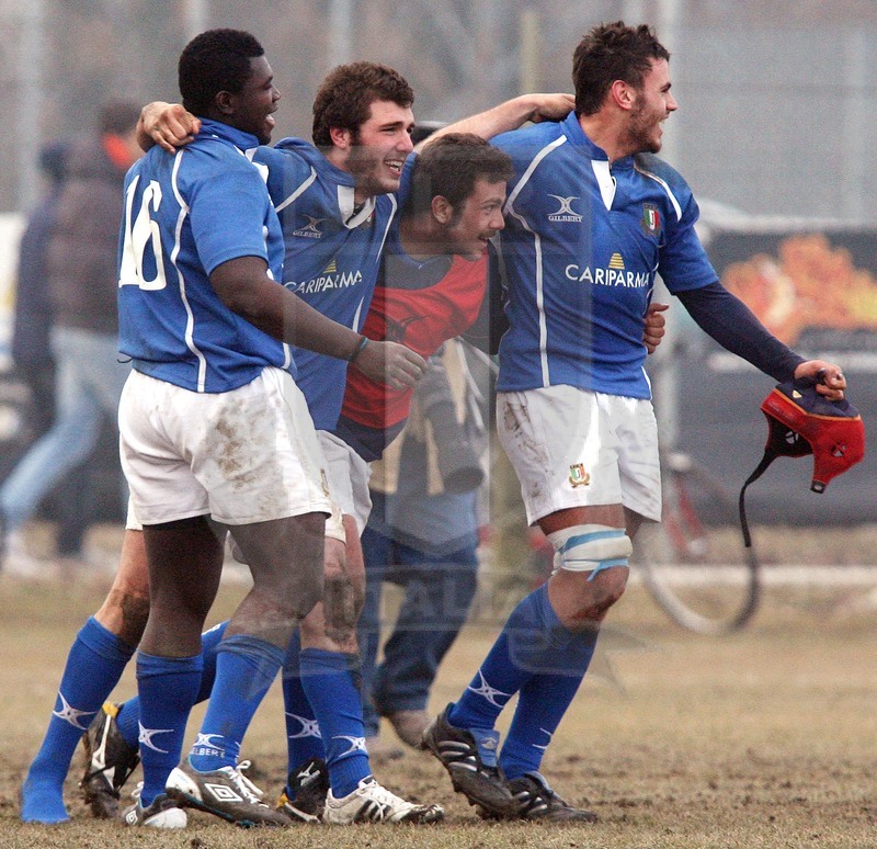 Badia Polesine, 18/02/2011, Italia Under18 v Irlanda Under 18, Azzurri festeggiano a fine partita.