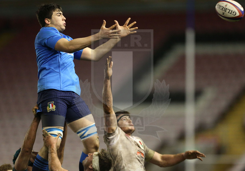 RBS Sei Nazioni 2017, Darlington, Northern Echo Arena 24/02/2017, Inghilterra U20 v Italia U20, Edoardo Iachizzi in touche.