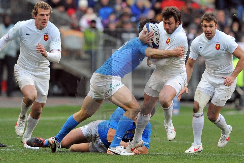 Rbs Sei Nazioni 2012, Round 1, Parigi, Stade de France 04/02/2012, Francia v Italia, Maxime Medard fermato da Benvenuti. Accorrono Rougerie e Clerc. Foto Daniele Resini/Fotosportit