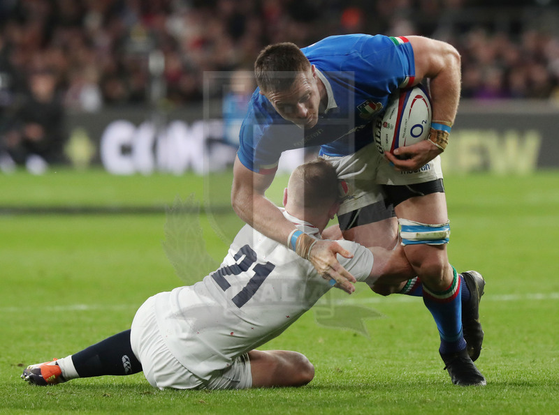 Guinness Sei Nazioni 2019, Round 4, Londra, Twickenham 09/03/2019, Inghilterra v Italia, Braam Steyn placcato basso da Dan Robson. Foto Daniele Resini/Fotosportit