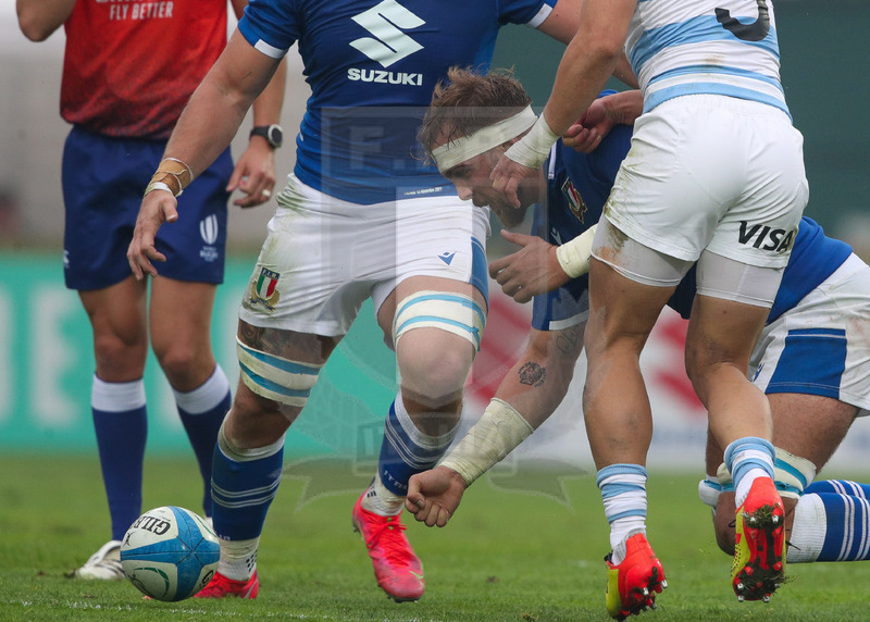 Autumn Nations Series 2021, Treviso, Stadio di Monigo, 13-11-2021, Italia vs Argentina. Niccolò Cannone a caccia dell\