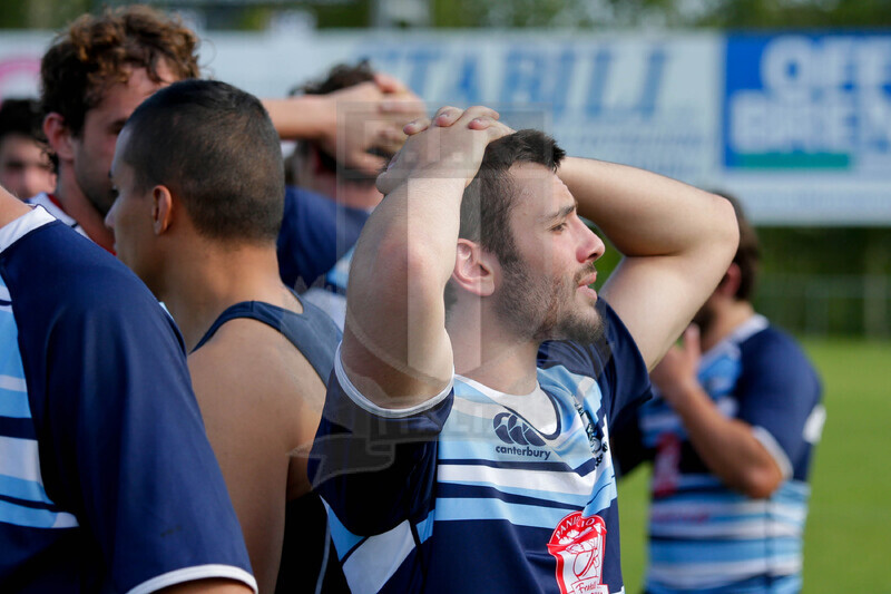 Rugby, Serie A 2015-2016, Finale, Viadana (MN), Stadio Zaffanella, 22-05-2016, Conad Reggio v Tossini Pro Recco. La delusione dei giocatori del Recco. Foto: Roberto Bregani / Fotosportit