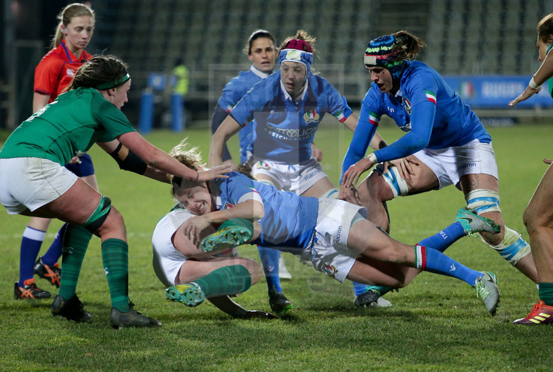 Guinness Sei Nazioni 2019 Donne, Round 3, Parma, Stadio Lanfranchi, 23/02/2019, Italia Donne v Irlanda Donne. Un placcaggio di Veronica Madia. Foto Roberto Bregani/Fotosportit