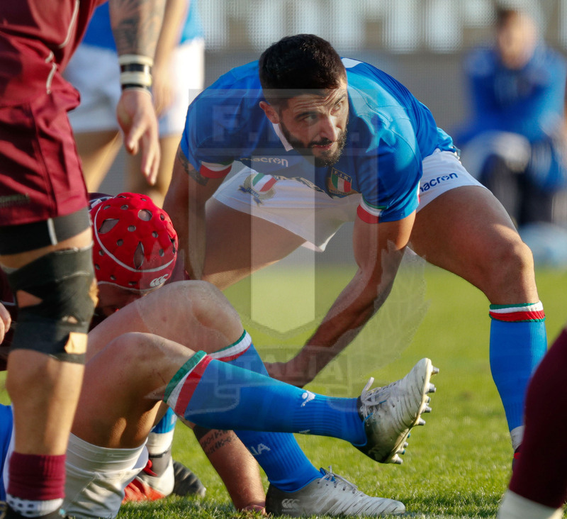 Cattolica Test Match 2018, Firenze, Stadio Franchi, 10-11-2018, Italia v Georgia. Tito Tebaldi apre dalla ruck. Foto: Roberto Bregani / Fotosportit