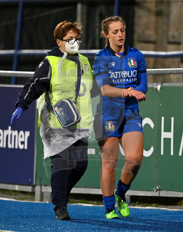Sei Nazioni 2020 Donne, Round 4, Dublino, Donnibrook, Energia Park 24/10/2020, Irlanda Donne v Italia Donne, Beatrice Capomaggi infortunata. Foto Brendan Moran/Fotosportit