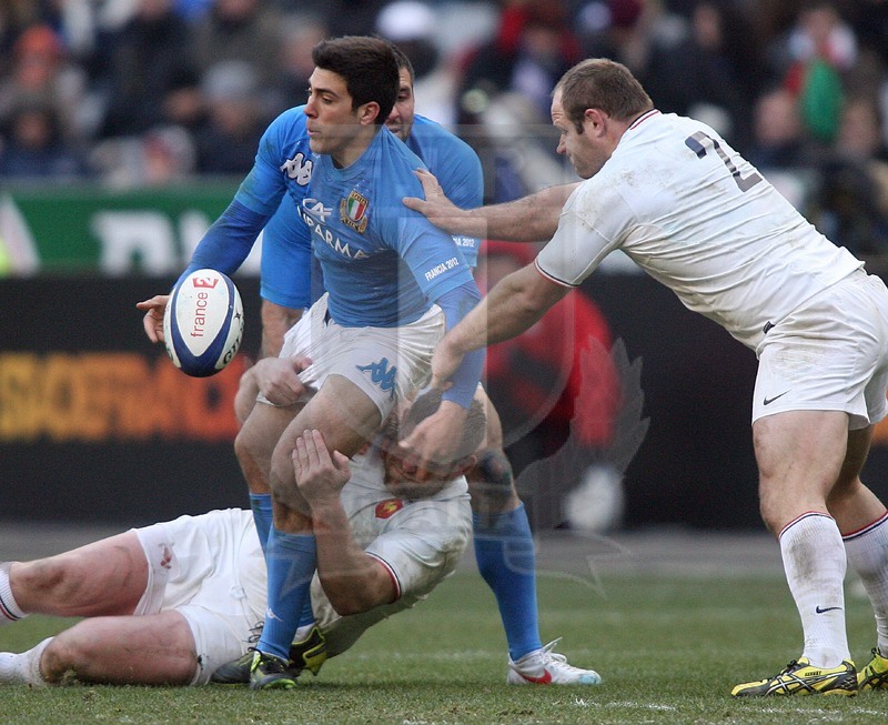 Rbs Sei Nazioni 2012, Round 1, Parigi, Stade de France 04/02/2012, Francia v Italia, Edoardo Gori attaccato da Servat. Foto Daniele Resini/Fotosportit