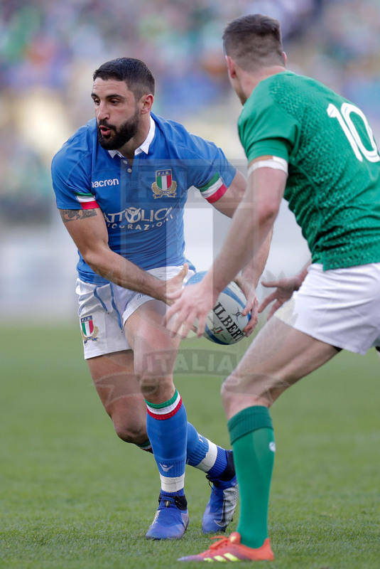 Guinness Sei Nazioni 2019, Round 3, Roma, Stadio Olimpico, 24/02/2019, Italia v Irlanda. Tito Tebaldi attaccato da Jonathan Sexton. Foto Roberto Bregani/Fotosportit