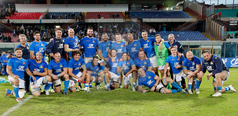 Credit Agricole Cariparma Test Match 2017, Catania, Stadio Massimino, 11-11-2017, Italia v Fiji. Foto di gruppo a fine partita. Foto: Roberto Bregani / Fotosportit