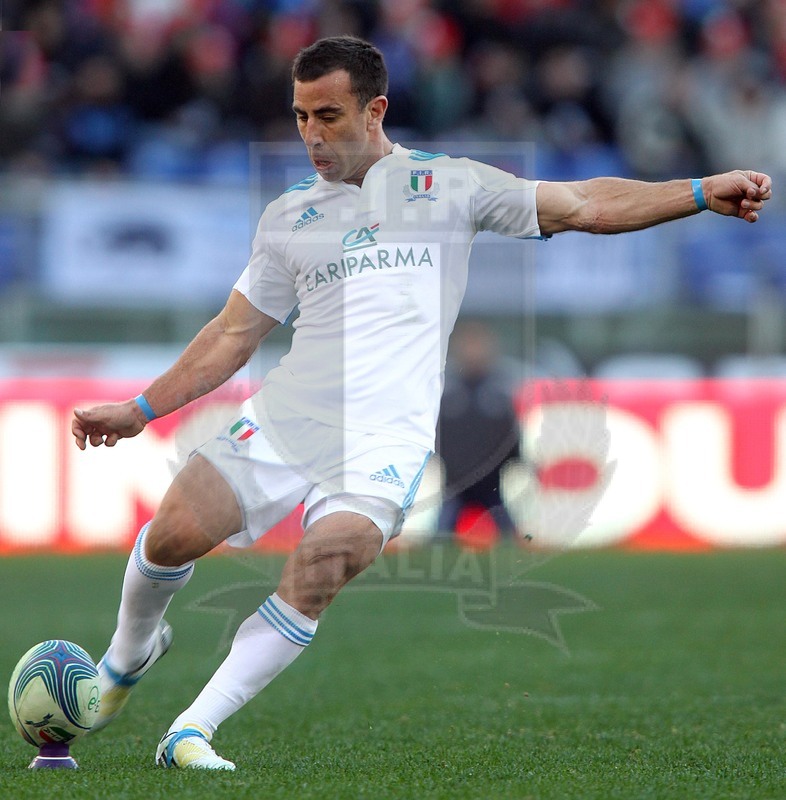 Sei Nazioni 2013, Roma, stadio Olimpico, Italia v Francia, Luciano Orquera al piazzato.