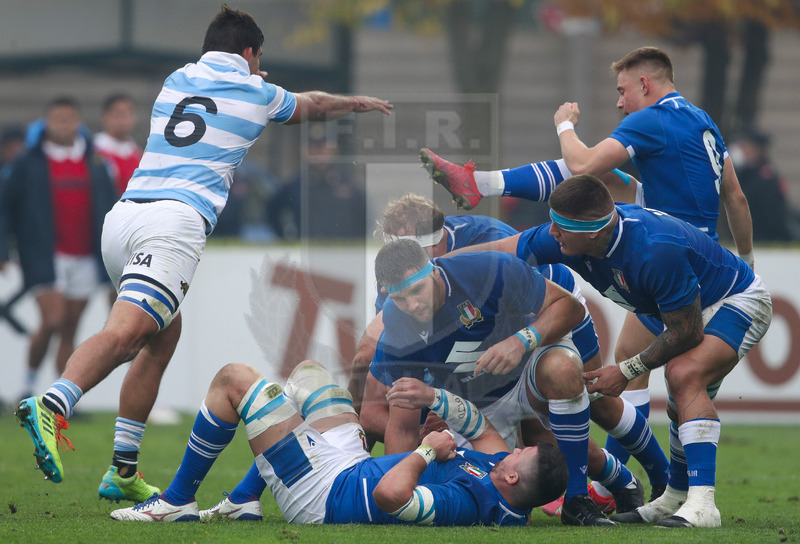 Autumn Nations Series 2021, Treviso, Stadio di Monigo, 13-11-2021, Italia vs Argentina.Stephen Varney al piede. Foto: Roberto Bregani/Fotosportit