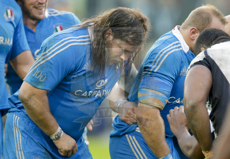 Cariparma Test Match 2013, Cremona, Stadio Zini, 16-11-2013, Italia v Fiji. Martin Castrogiovanni si prepara all\