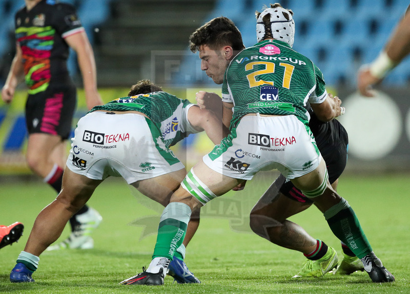Guinness PRO14 Rainbow Cup 2020-2021, Parma, Stadio Lanfranchi, 7//05/2020, Zebre vs Benetton. Renato Giammarioli fermato da Manuel Zuliani e Ivan Nemer. Foto: Roberto Bregani/Fotosportit