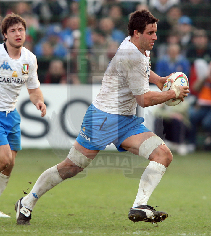 Sei Nazioni 2007, Roma, stadio Flaminio 03/02/2007, Italia v Francia, un break di Josh Sole seguito da Pez. Foto Daniele Resini/Fotosportit