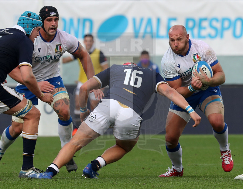 Autumn Nations Cup, Cattolica Test match 2020, Firenze, stadio Lanfranchi 14/11/2020, Italia v Scozia, una carica di Leonardo Ghiraldini su George Turner. Foto Daniele Resini/Fotosportit
