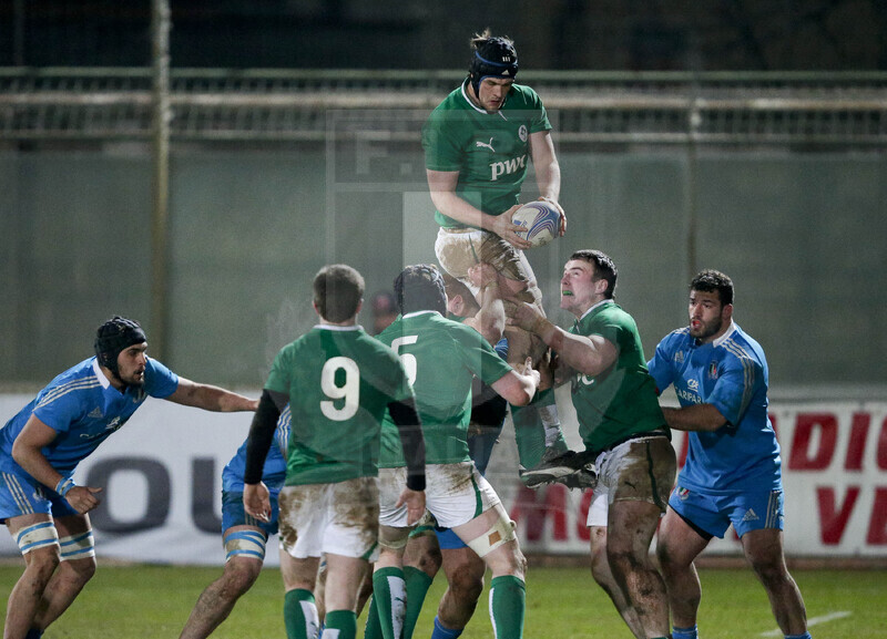 RBS 6 Nazioni U20 2013, Avezzano (AQ), Stadio dei Marsi, 15-03-2013, Italia U20 v Irlanda U20. Sean McCarthy conquista una touche