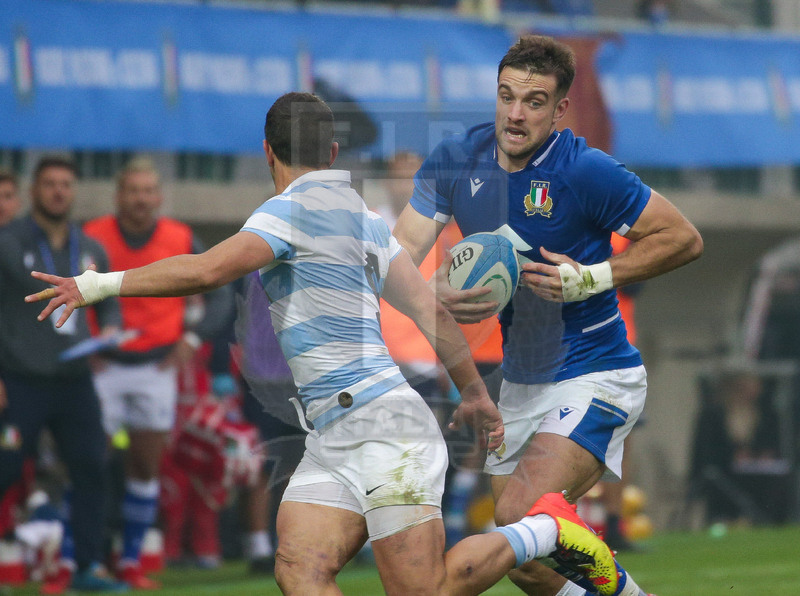 Autumn Nations Series 2021, Treviso, Stadio di Monigo, 13-11-2021, Italia vs Argentina. Edoardo Padovani punta Tomas Cubelli. Foto: Roberto Bregani/Fotosportit