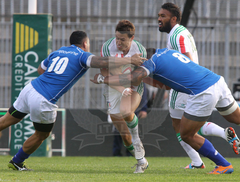 Cariparma test match 2014, Ascoli Piceno 08/11/2014, Italia v Samoa, Luca Morisi impatta.