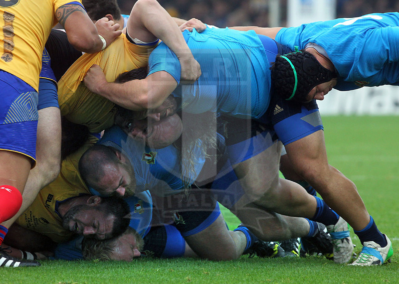 Rugby World Cup 2015, Pool D, Exeter 11/10/2015, Italia v Romania, crollo delle mischie. Foto Daniele Resini/Fotosportit