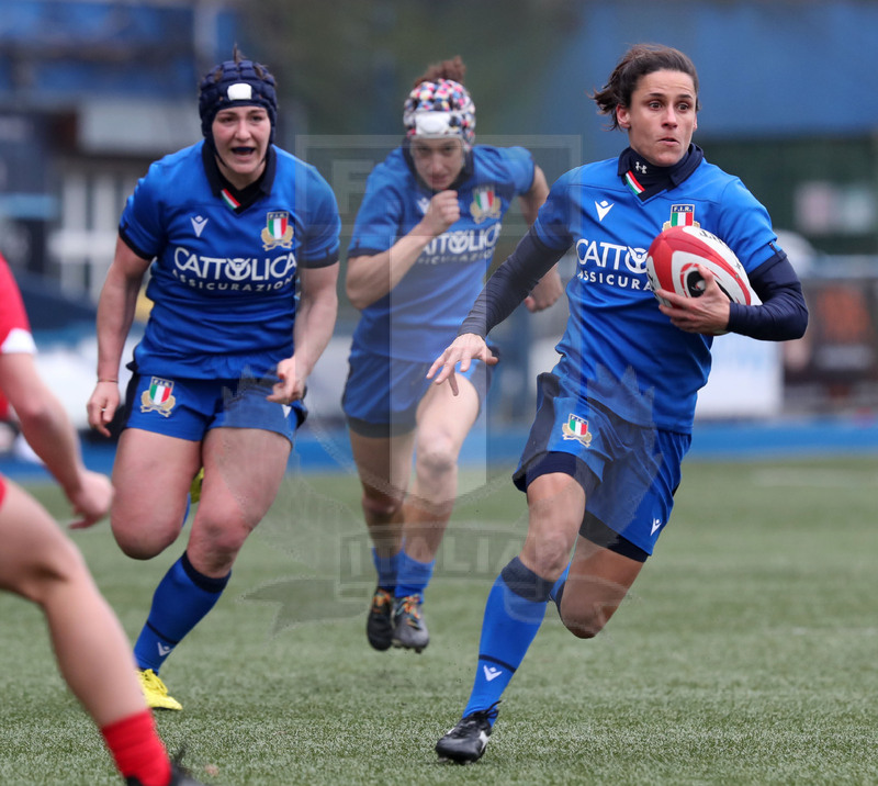 Guinness Sei Nazioni Donne 2020, Cardiff, Arms Park 02/02/2020 Galles Donne v Italia Donne, braek di Sara Barattin. Foto Daniele Resini/Fotosportit