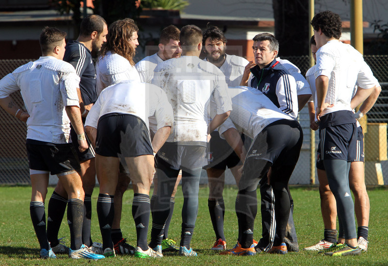 Raduno Sei Nazioni 2014, Roma, impianti Coni, 21/01/2014, allenamento della Nazionale, Philippe Berot impartisce istruzioni.