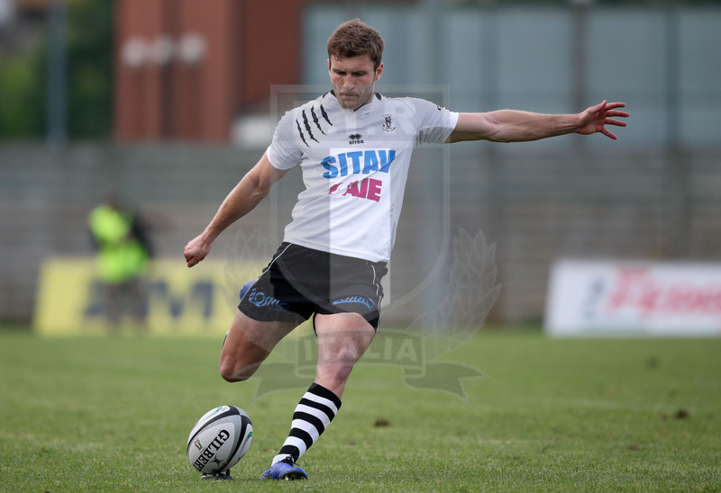 Rugby, Finale Serie A, Piacenza, Stadio Beltrametti, 9/06/2019, SITAV Lyons Piacenza v HSB Rugby Colorno. Mathieu Guillomot trasforma un calcio di punizione. Foto Roberto Bregani/Fotosportit.