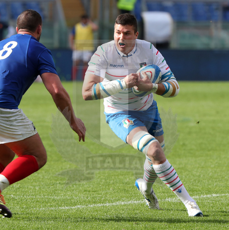 Guinness Sei Nazioni 2019, Round 5, Roma, stadio Olimpico 16/03/2019, Italia v Francia, Sebastian Negri carica. Foto Daniele Resini/Fotosportit