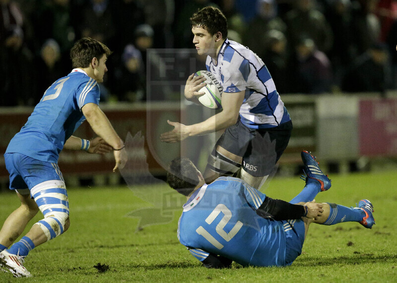 RBS 6 Nazioni 2013 Under 20, Galashiels, Netherdale 8-02-2013, Scozia U20 v Italia U20, pressione difensiva di Boni e Campagnaro.