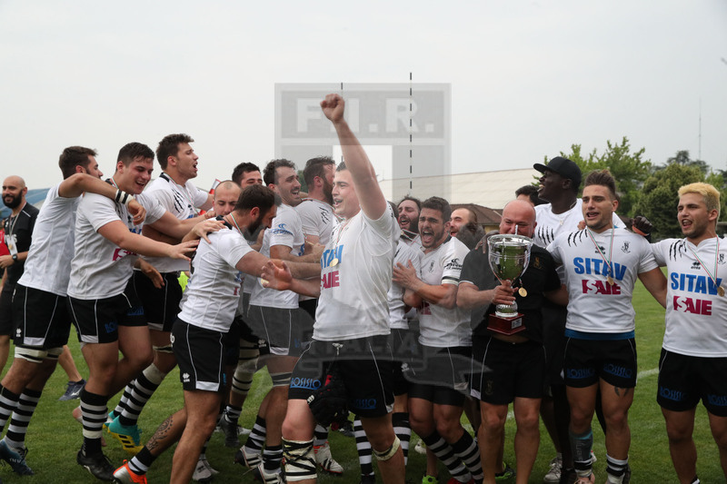 Rugby, Finale Serie A, Piacenza, Stadio Beltrametti, 9/06/2019, SITAV Lyons Piacenza v HSB Rugby Colorno. La festa dei giocatori del Sitav Lyons Piacenza. Foto Roberto Bregani/Fotosportit.