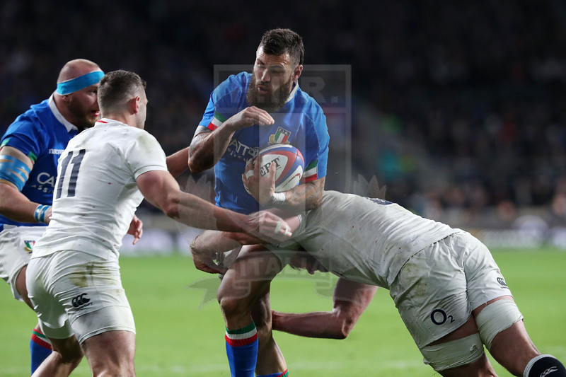 Guinness Sei Nazioni 2019, Round 4, Londra, Twickenham 09/03/2019, Inghilterra v Italia, Jayden Hayward placcato da Shields. Foto Daniele Resini/Fotosportit