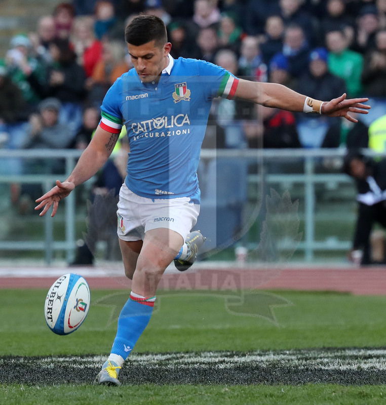 Guinness Sei Nazioni 2019, Round 3, Roma, stadio Olimpico 24/02/2019, Italia v Irlanda, Tommaso Allan al drop. Foto Daniele Resini/Fotosportit