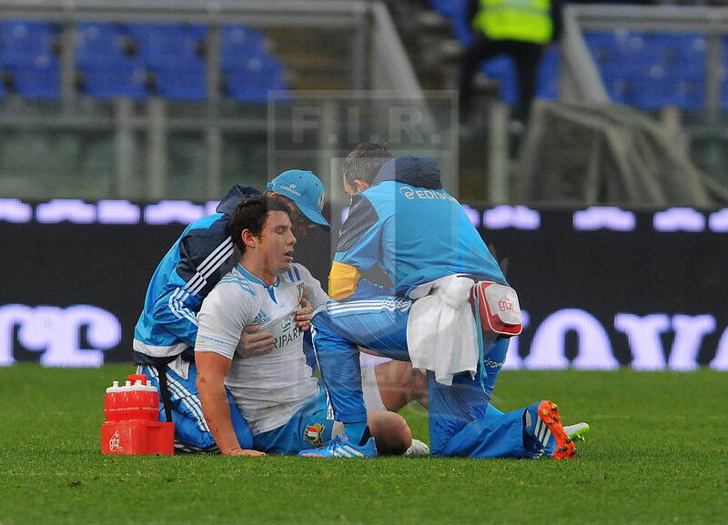 RBS Sei Nazioni 2015, Roma, stadio Olimpico 15/03/2015, Italia v Francia, Luca Morisi a terra dopo l\
